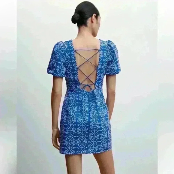 NWT MANGO Women's Embroidered Open Back Dress - Picture 3 of 7